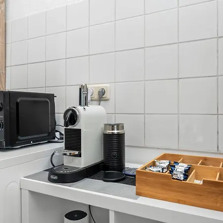 High-quality, Comfortable, Fully Equipped, 6 Beds 아파트 뒤스부르크