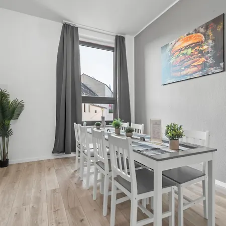 High-quality, Comfortable, Fully Equipped, 6 Beds Appartement Duisbourg