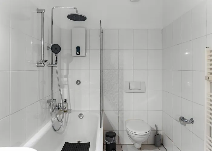 High-quality, Comfortable, Fully Equipped, 6 Beds 公寓 杜伊斯堡